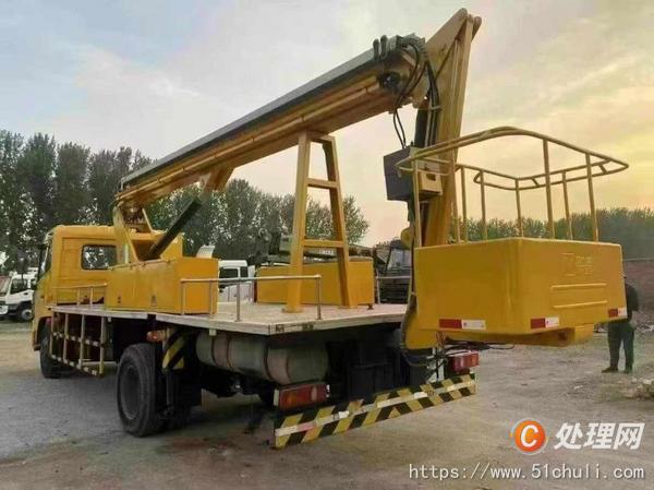 二手高空作業(yè)車