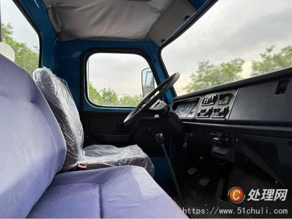 二手汽車吊
