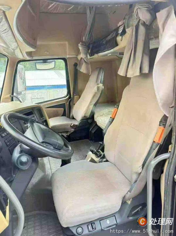 二手牽引車