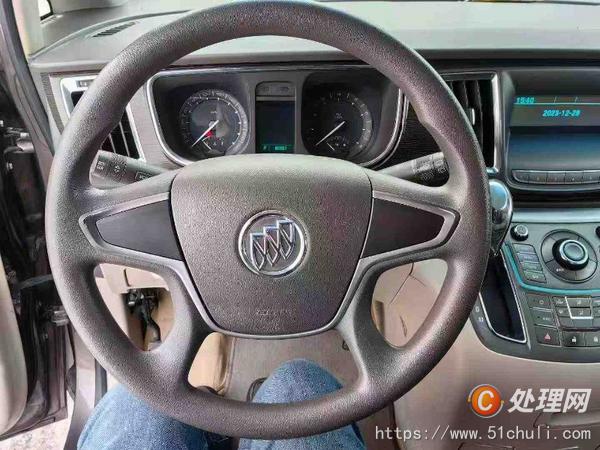 二手轎車