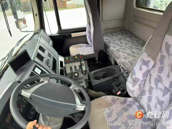二手牽引車