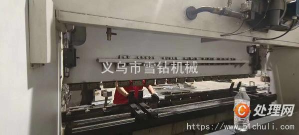 二手折彎機