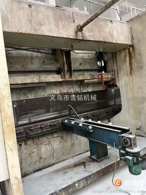二手折彎機
