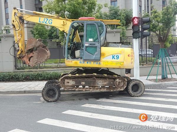 二手挖掘機