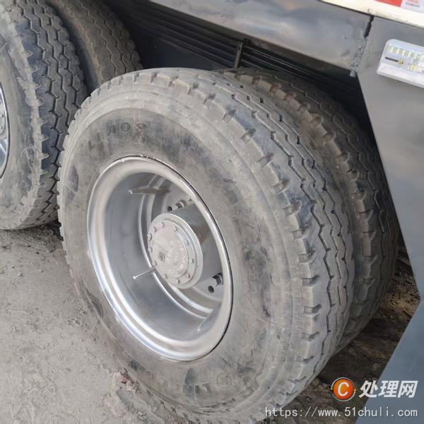 二手汽車吊