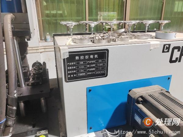 二手?jǐn)?shù)控折彎機(jī)