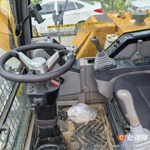 二手挖掘機