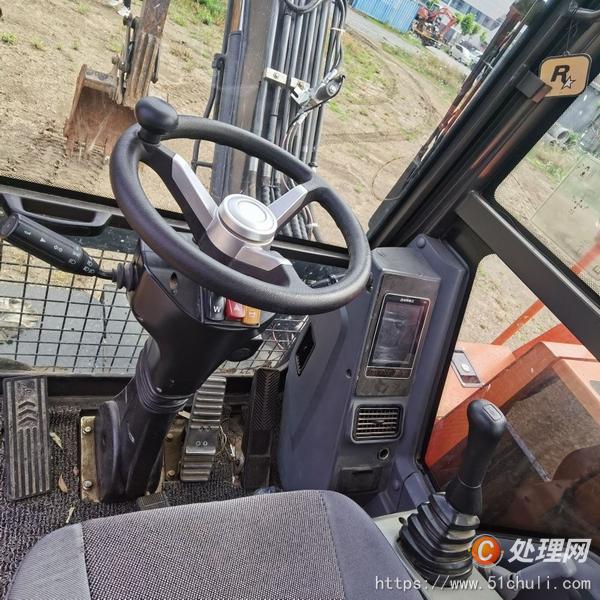 二手挖掘機(jī)