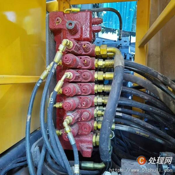 二手挖掘機(jī)