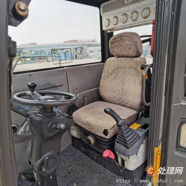 二手挖掘機(jī)