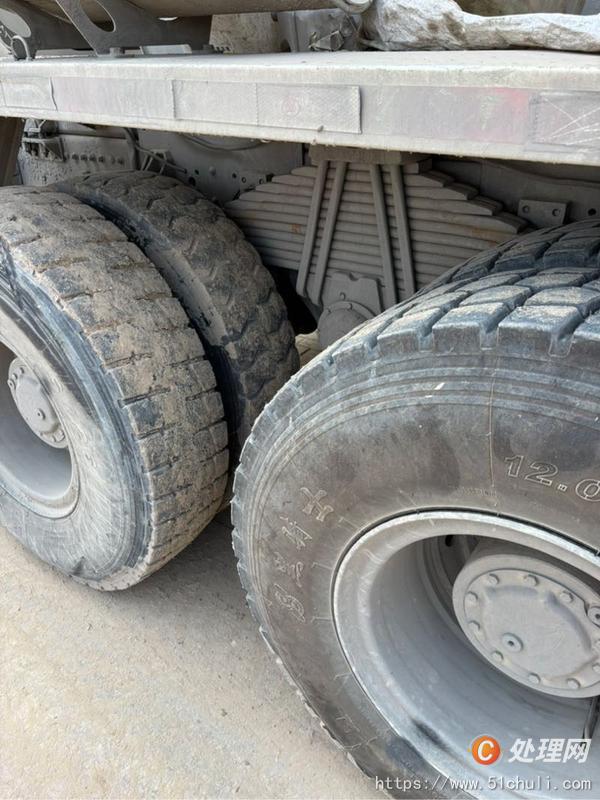 二手混凝土攪拌罐車(chē)