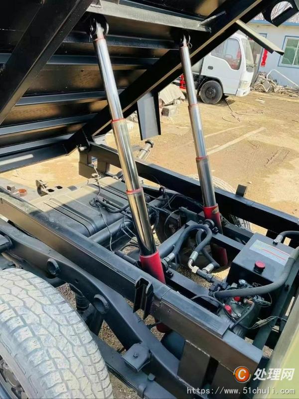 二手自卸車