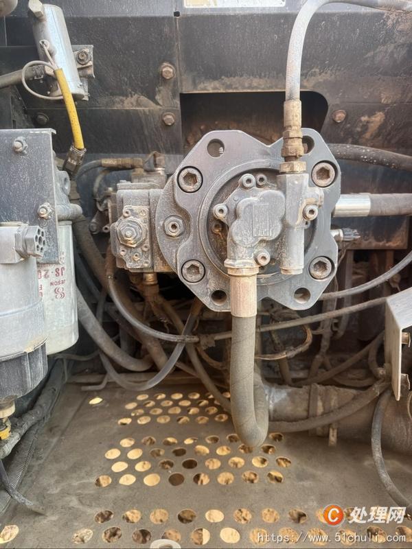 二手挖掘機