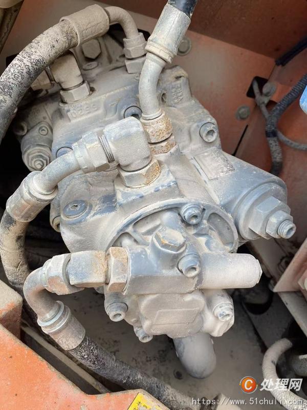 二手挖掘機(jī)
