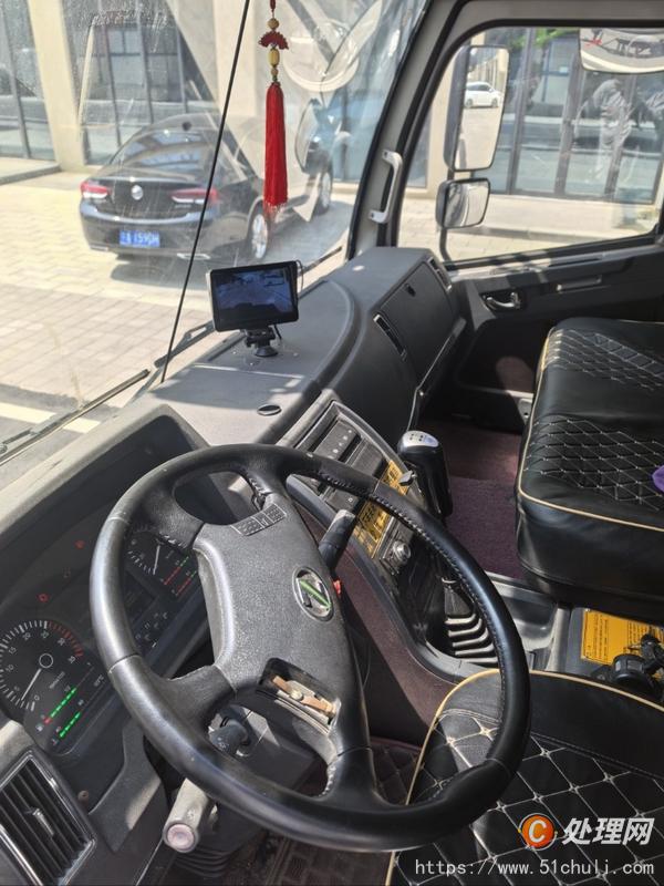 二手汽車吊
