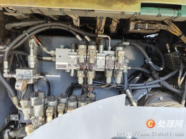 二手瀝青攤鋪機(jī)