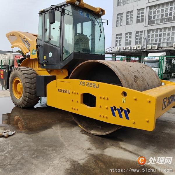 二手單鋼輪壓路機(jī)