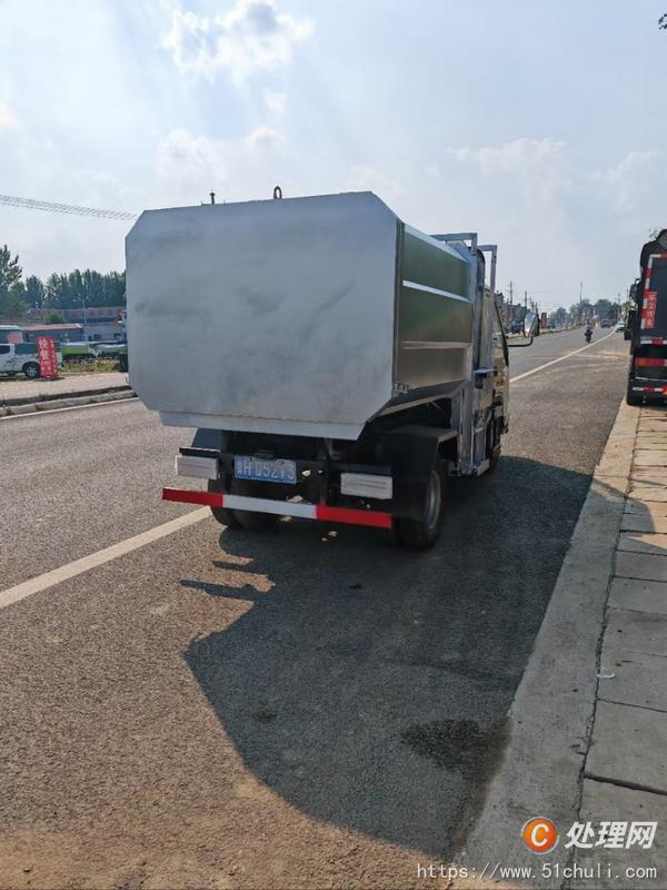 二手掛桶式垃圾車
