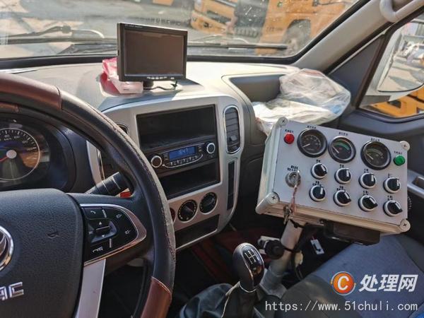 二手掃路車