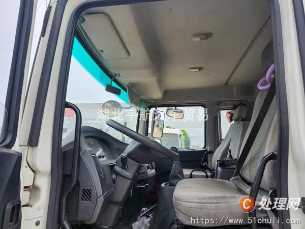 二手勾臂式垃圾車