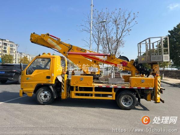 二手高空作業(yè)車