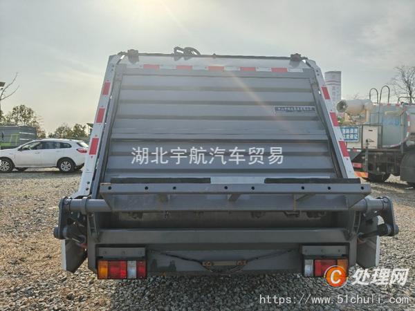 二手壓縮式垃圾車