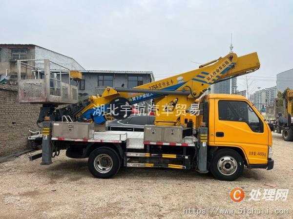 二手高空作業(yè)車