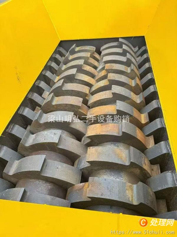 二手撕碎機(jī)