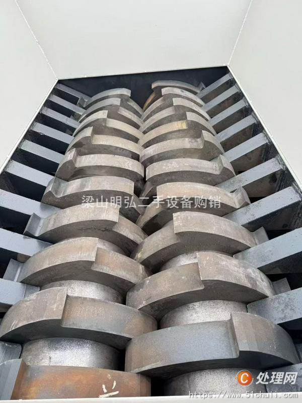 二手撕碎機(jī)