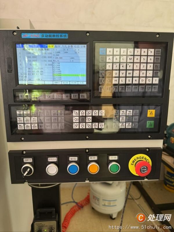 二手數(shù)控雕刻機