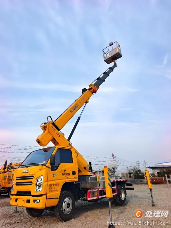 二手高空作業(yè)車