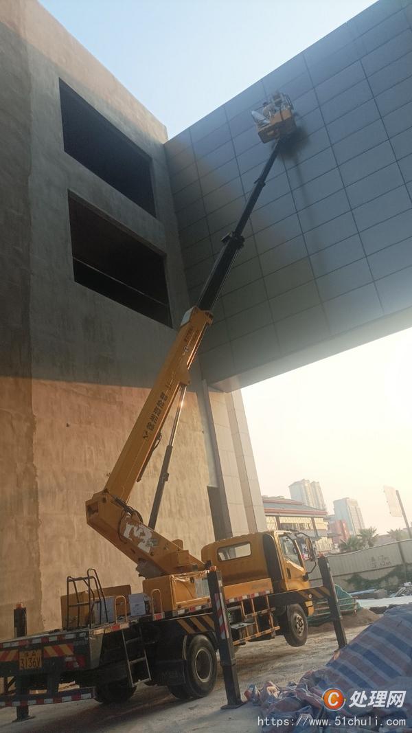 二手高空作業(yè)車
