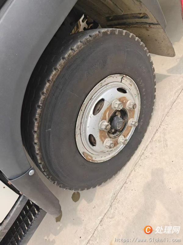 二手勾臂式垃圾車