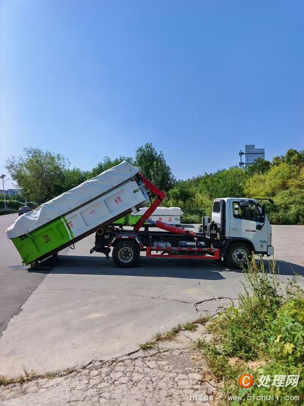 二手勾臂式垃圾車(chē)