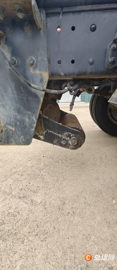 二手勾臂式垃圾車