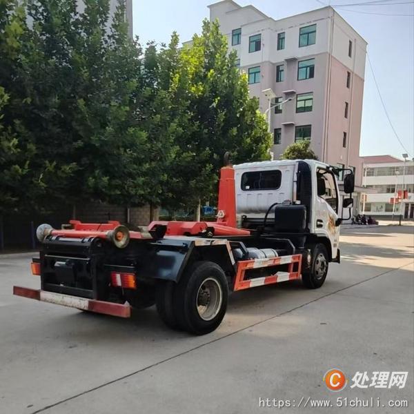 二手勾臂式垃圾車