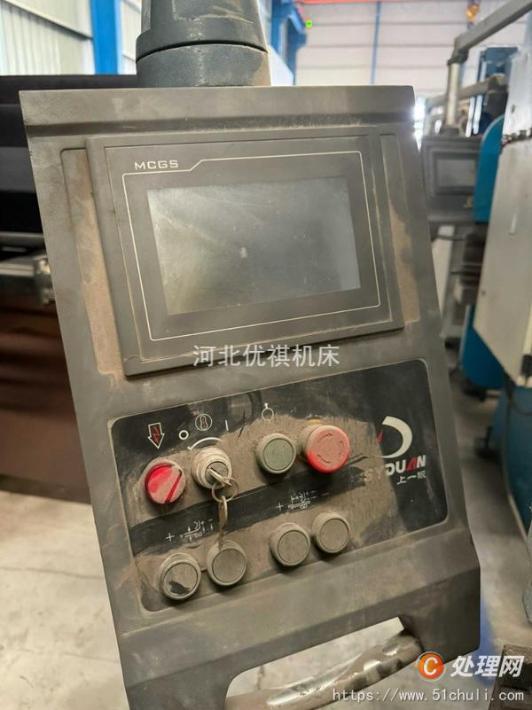 二手?jǐn)?shù)控折彎機(jī)