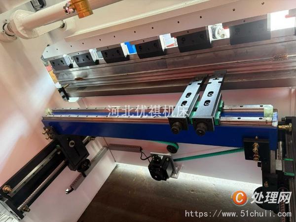 二手?jǐn)?shù)控折彎機