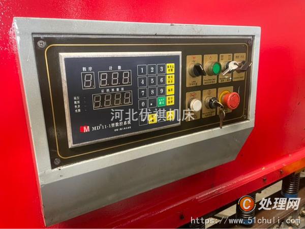 二手剪板機