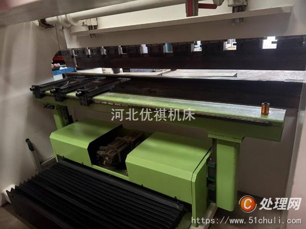 二手?jǐn)?shù)控折彎?rùn)C(jī)