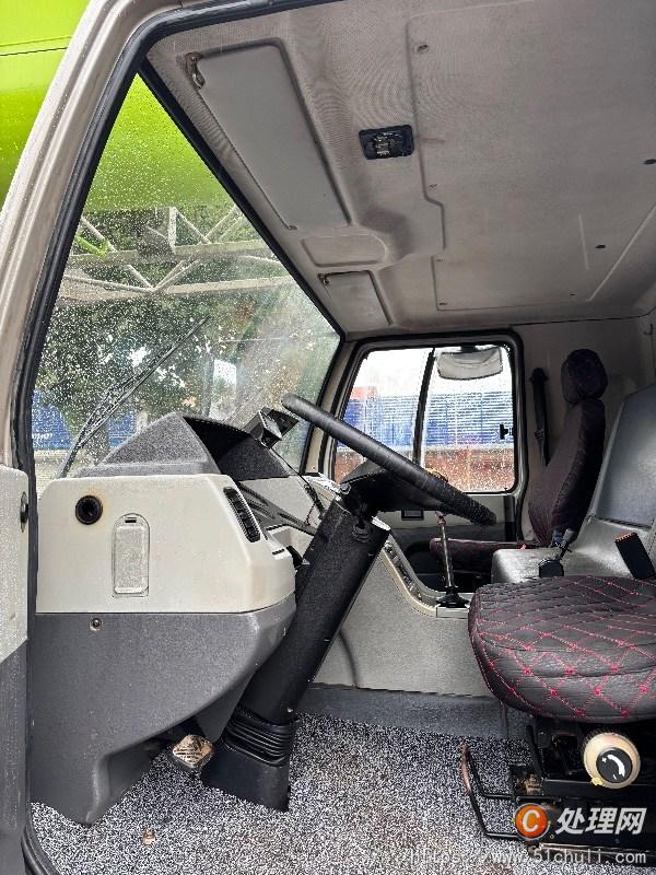 二手汽車吊