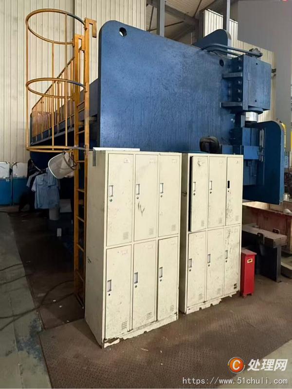 二手?jǐn)?shù)控折彎機