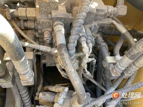 二手挖掘機(jī)