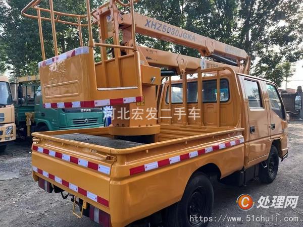 二手高空作業(yè)車