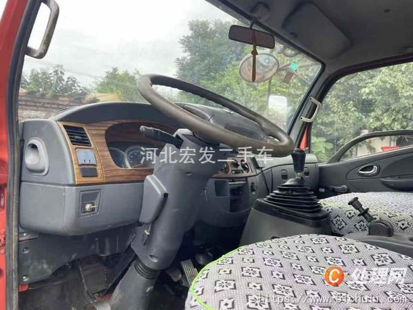 二手挖掘機(jī)運(yùn)輸車