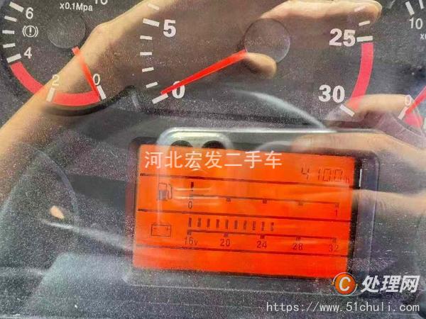 二手挖掘機(jī)