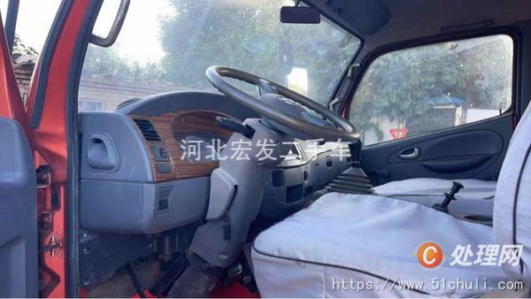 二手挖掘機(jī)運(yùn)輸車
