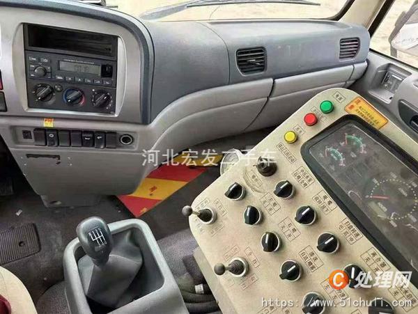 二手掃路車