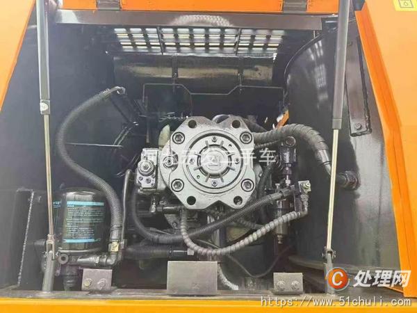 二手挖掘機