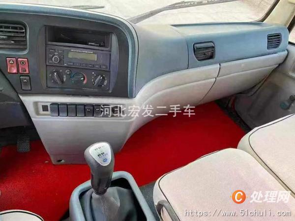 二手挖掘機(jī)運(yùn)輸車